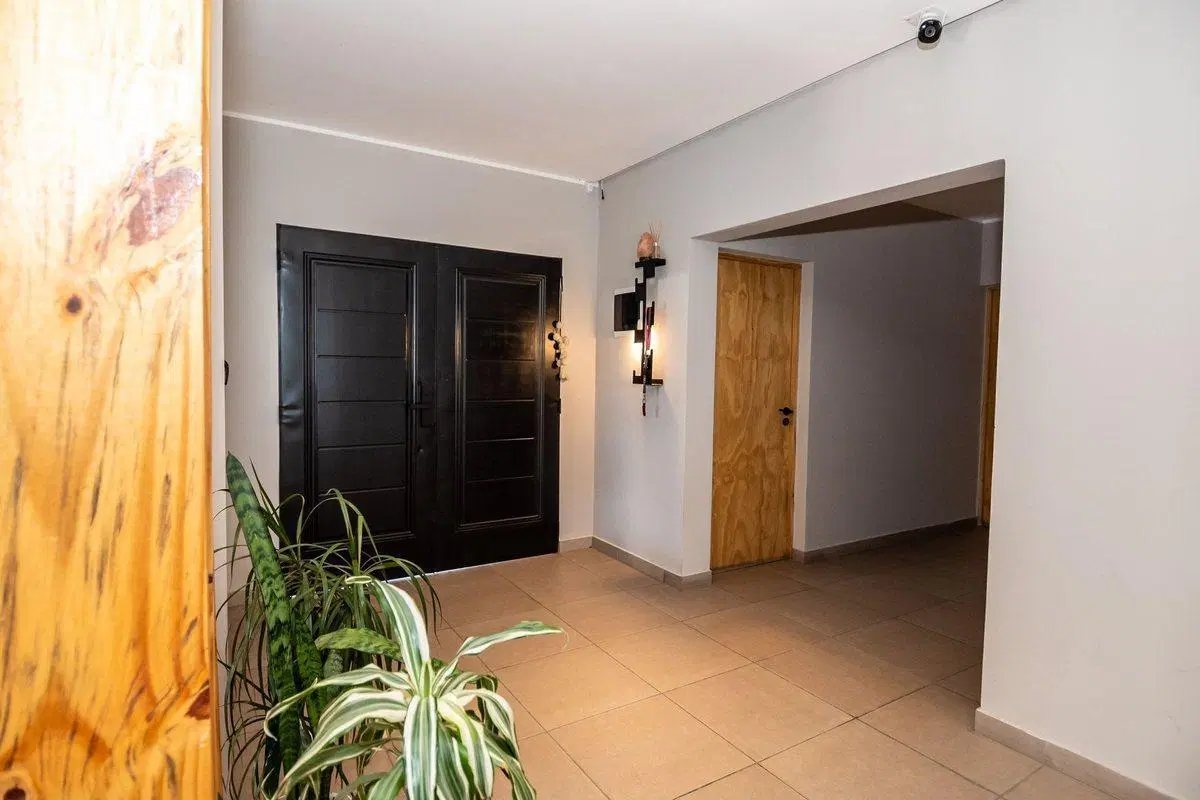 CASA 3 DORM VENTA B° PRIVADO LA VERBENA ZONA SUR 5