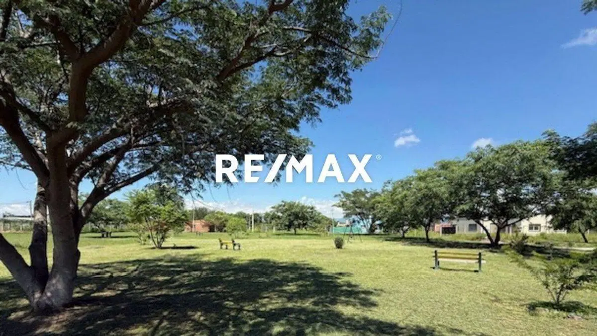 TERRENO ESQUINA EN VENTA LOS NOGALES CERRILLOS 2