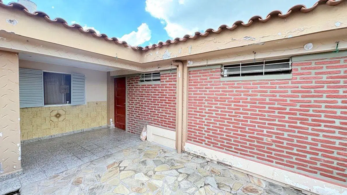 CASA 3 DORMITORIOS VENTA B° SANTA ANA 1 ZONA SUR 4