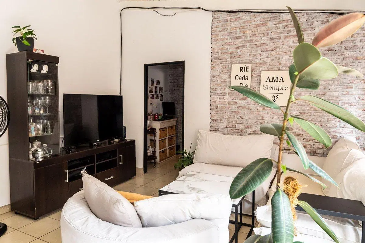 CASA EN VENTA BARRIO SAN CARLOS ZONA SUR 4 DORM 4
