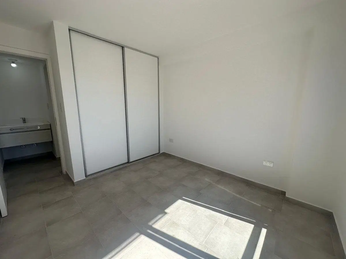 DEPARTAMENTO VENTA 1 DORM CON BALCON TRES CERRITOS 2