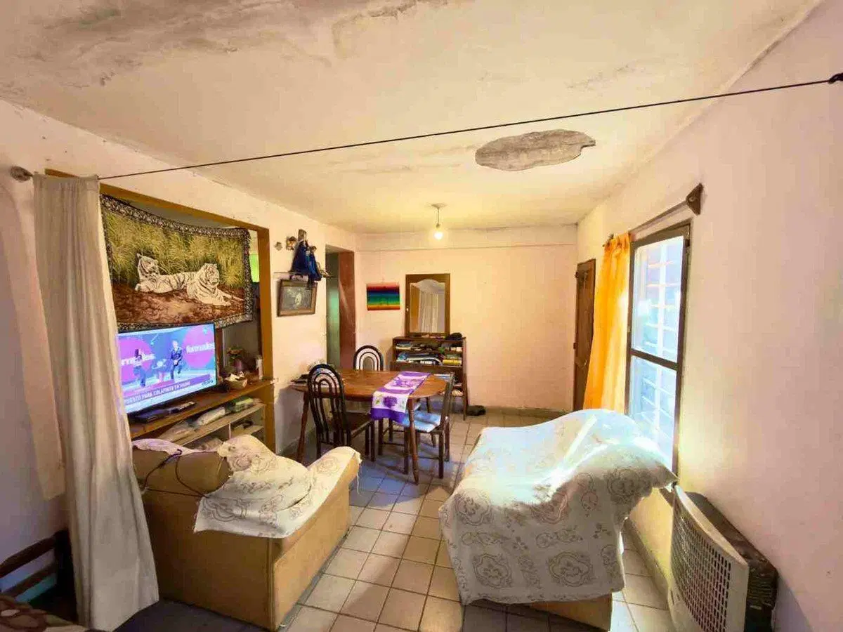 CASA VENTA + DEPARTAMENTO ZONA SUR LOS MOLLES 4