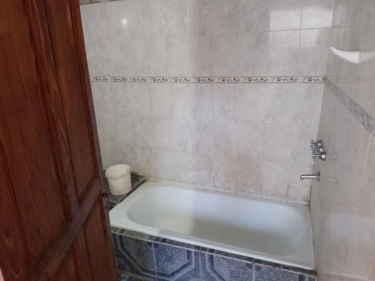 CASA VENTA VILLA ASUNCION ZONA OESTE EN ESQUINA 3