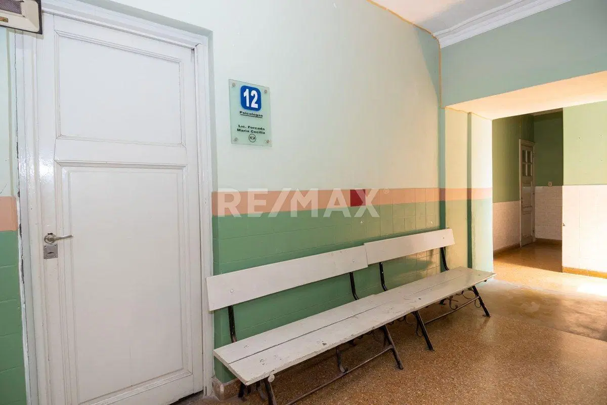 CASA 12 DORMITORIOS VENTA ZONA CENTRO 5