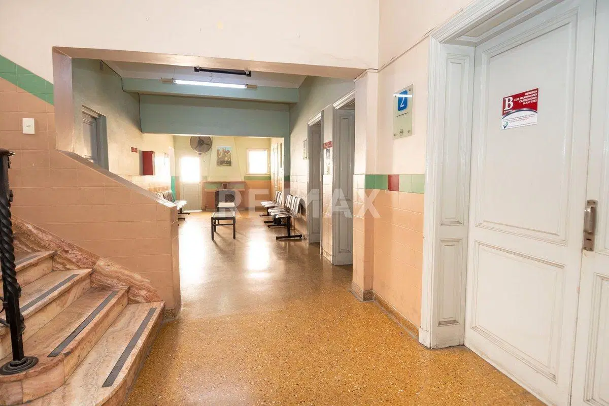 CASA 12 DORMITORIOS VENTA ZONA CENTRO 3