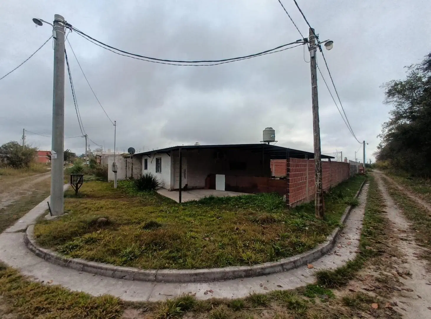 CASA EN VENTA BARRIO SAN VICENTE CERRILLOS 4
