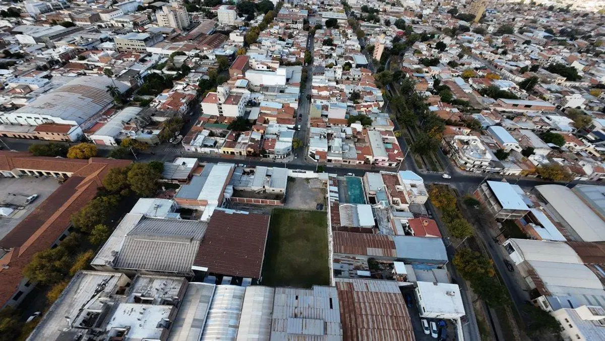 TERRENO VENTA DE 2671 M2 MACROCENTRO 5