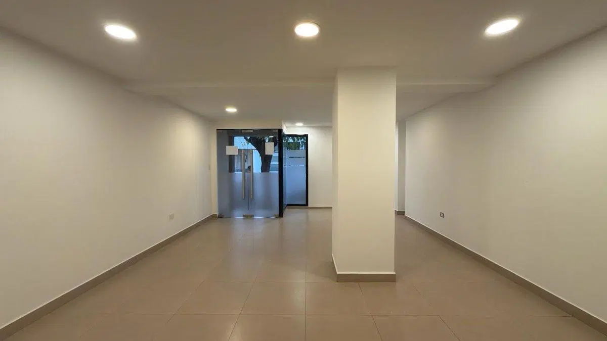 LOCAL COMERCIAL EN ALQUILER 50 MTS2 MACROCENTRO 3
