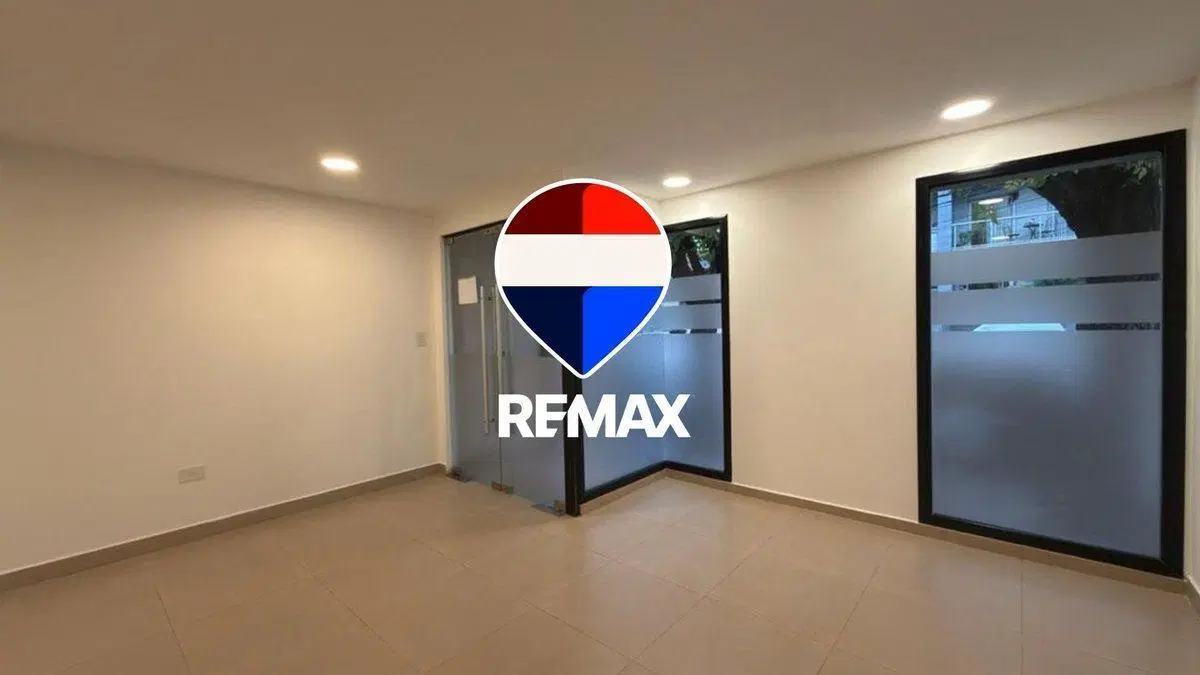 LOCAL COMERCIAL EN ALQUILER 50 MTS2 MACROCENTRO 2