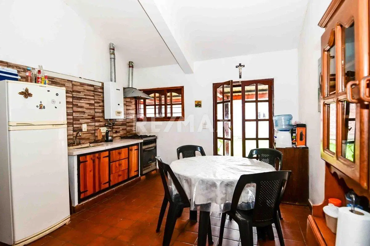 CASA 3 DORMITORIOS VENTA VAQUEROS CON COCHERA 8