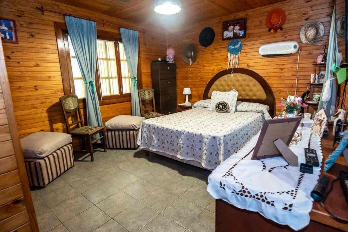 CASA 3 DORMITORIOS VENTA CAMPO QUIJANO 3