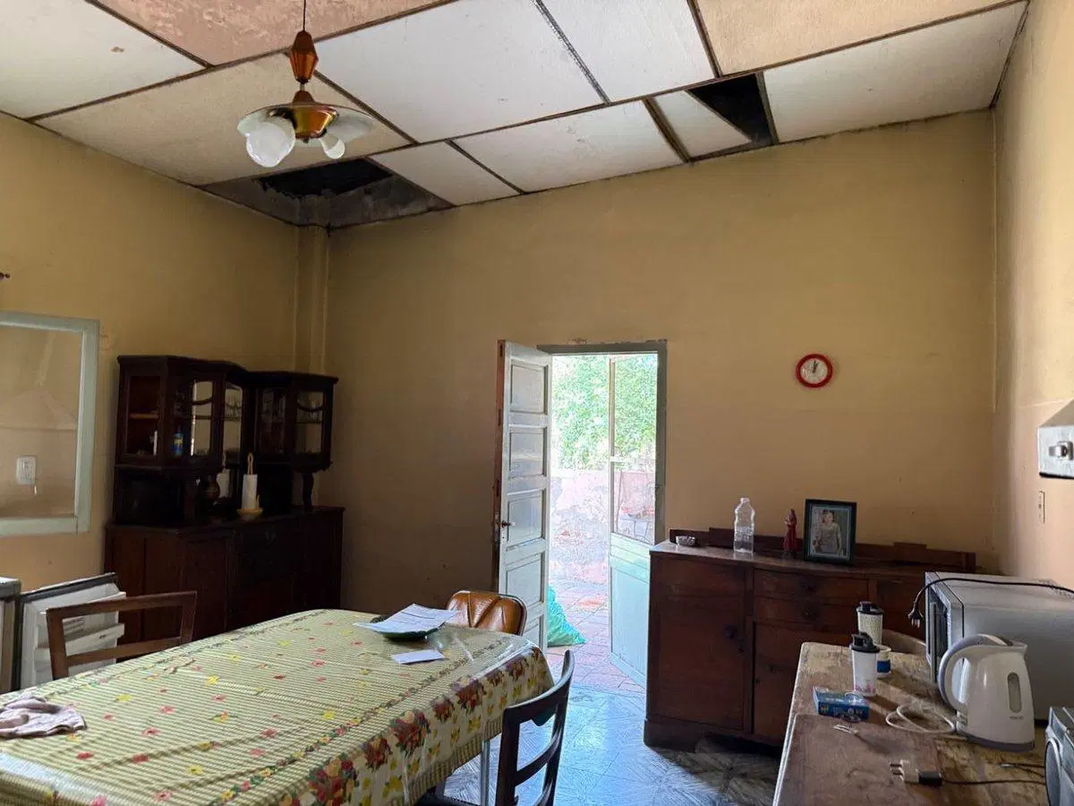 CASA 2 DORMITORIOS VENTA ZONA MACROCENTRO 300M2 5
