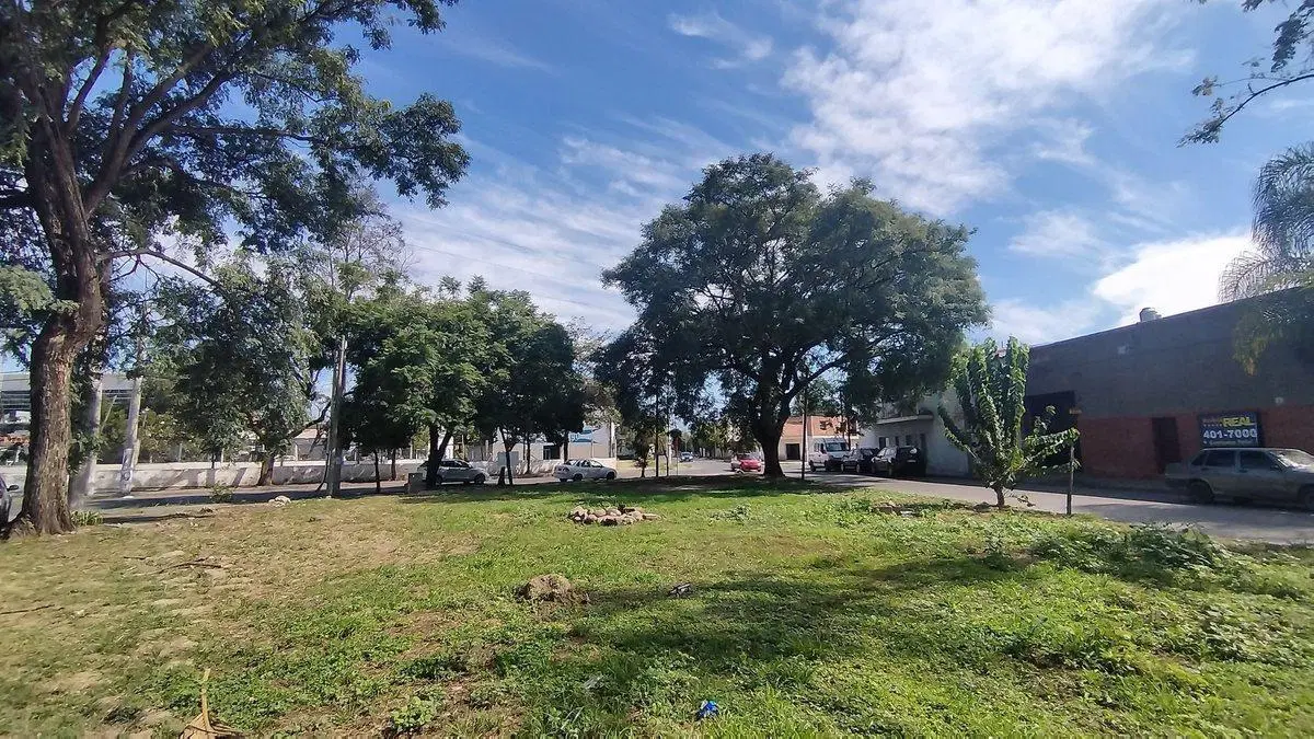 TERRENO EN VENTA EN ESQUINA MACROCENTRO SALTA 5