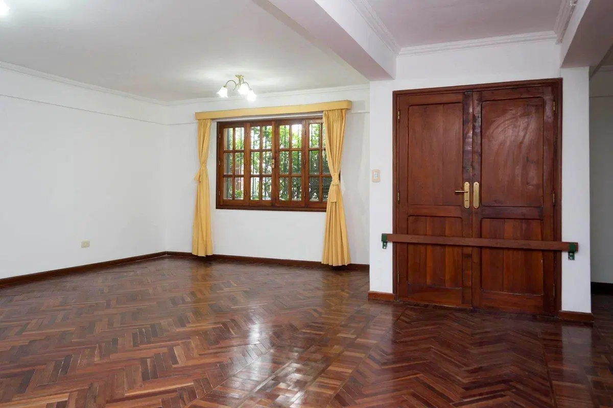 CASA 5 DORMITORIOS VENTA ZONA MACROCENTRO 5