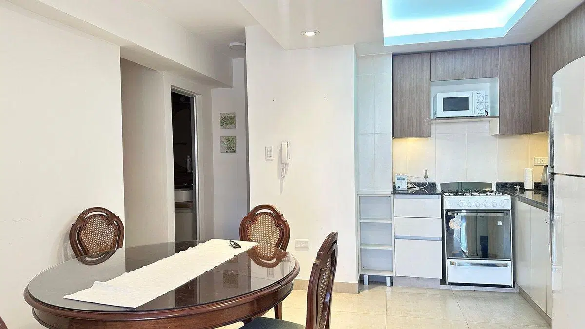 DEPARTAMENTO VENTA MACROCENTRO AMEGUINO 1 DORM 5