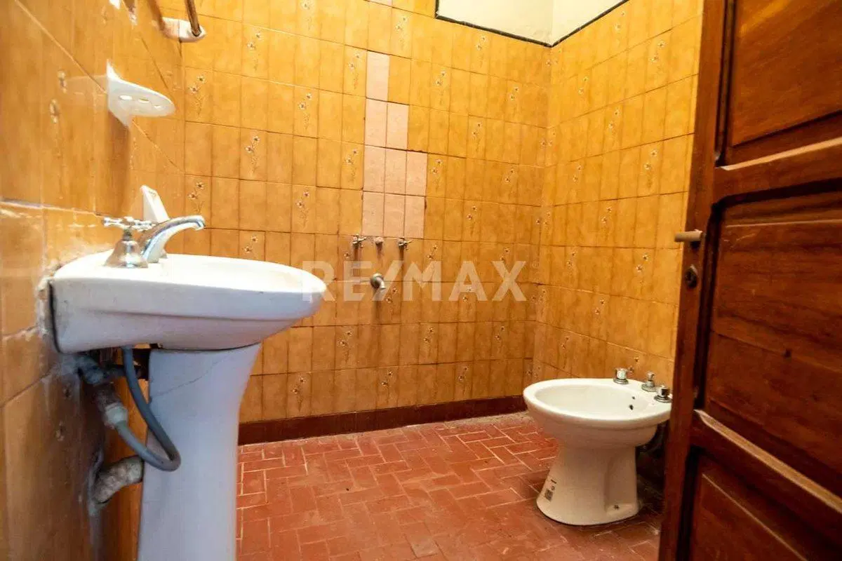 CASA 3 DORMITORIOS VENTA MACROCENTRO 4