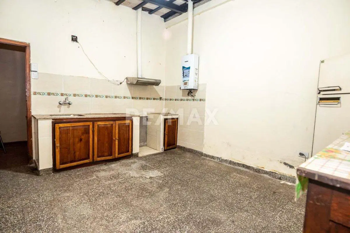 CASA 3 DORMITORIOS VENTA MACROCENTRO 5