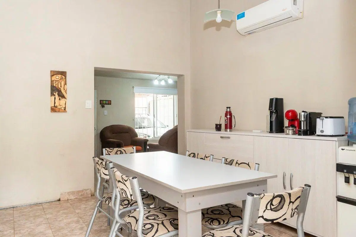 CASA 3 DORMITORIOS VENTA B° LOS TARCOS ZONA SUR 3