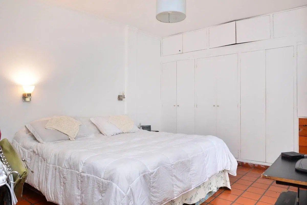 CASA EN VENTA EN MACROCENTRO 3 DORMITORIOS 3 BAÑOS 3
