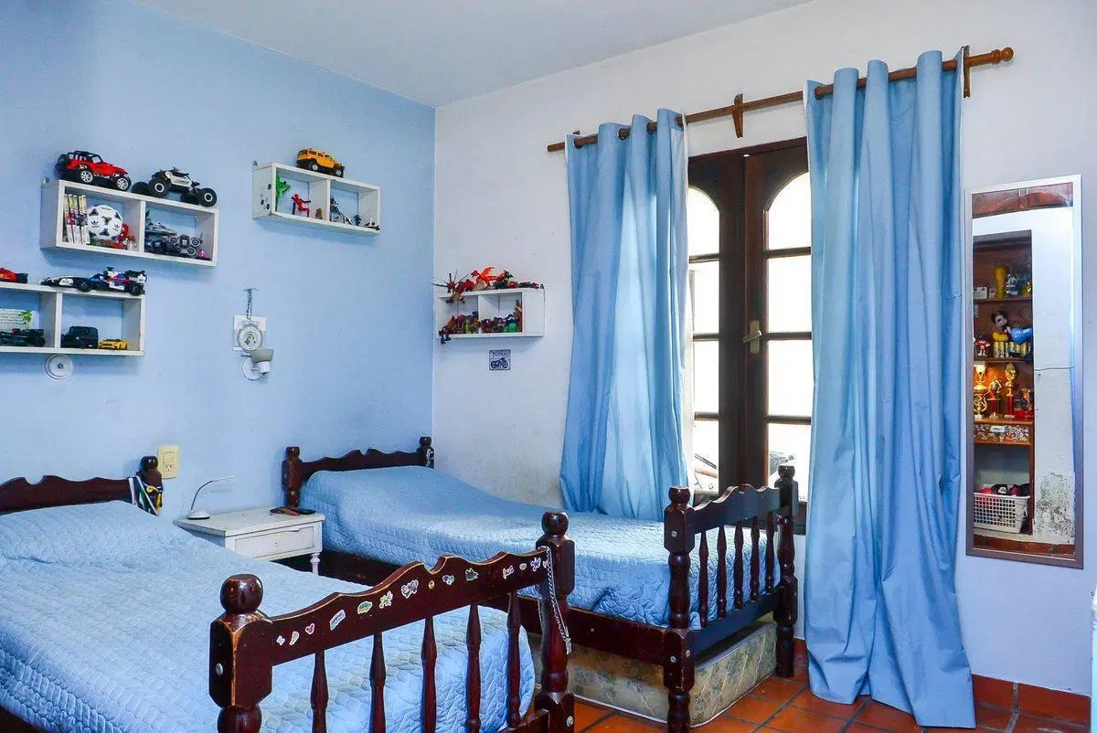CASA EN VENTA EN MACROCENTRO 3 DORMITORIOS 3 BAÑOS 3