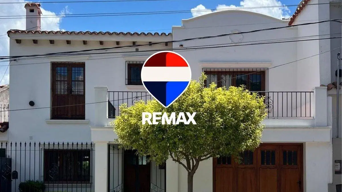 CASA VENTA MACROCENTRO ZONA MONUMENTO A GÜEMES 2