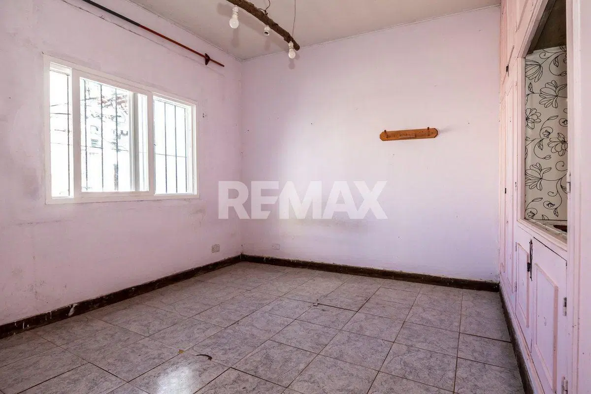 CASA + LOCAL COMERCIAL VENTA MACROCENTRO 2