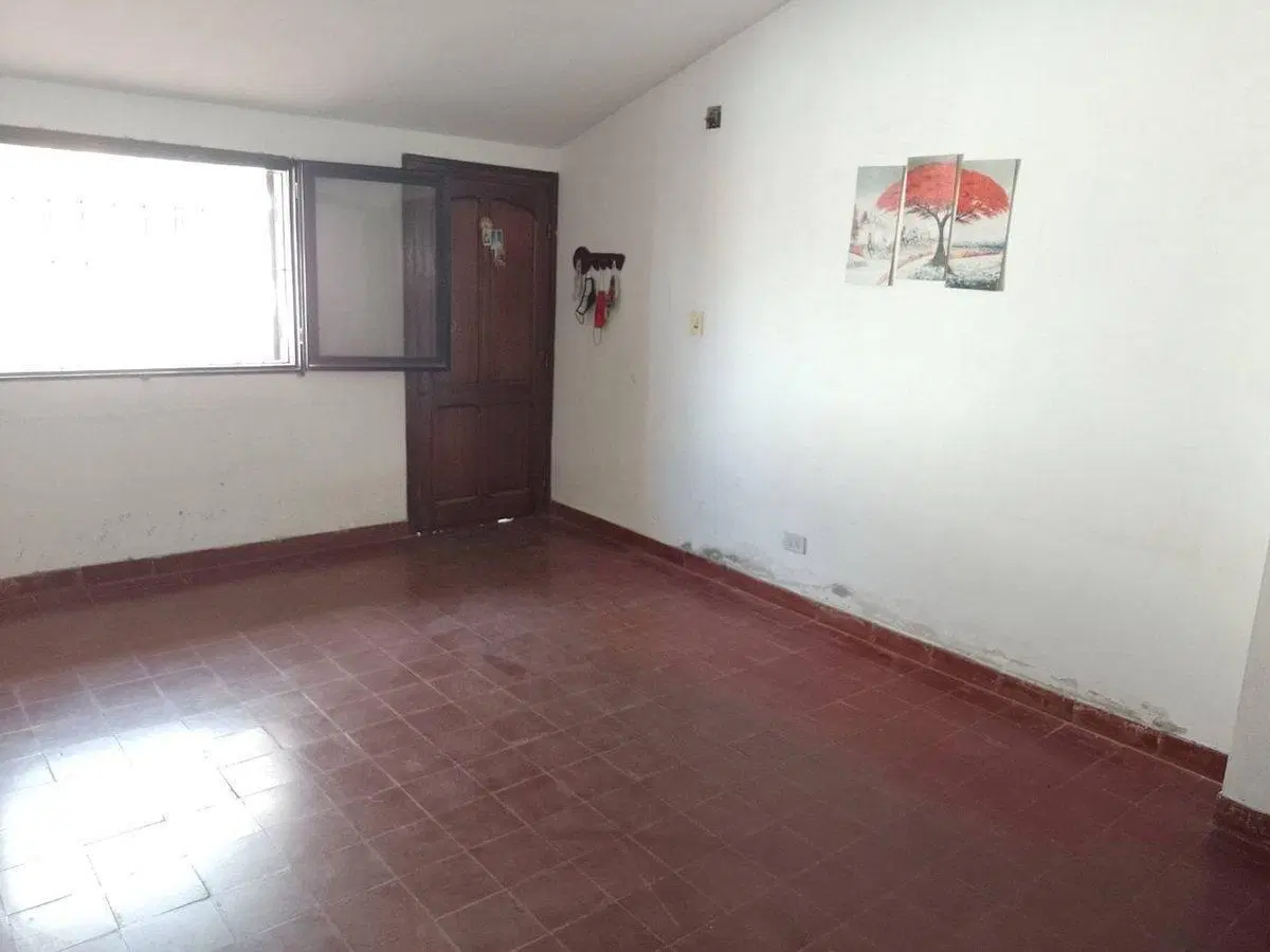 CASA VENTA MAS LOCAL SANTA ANA I 4 DORMITORIOS 4