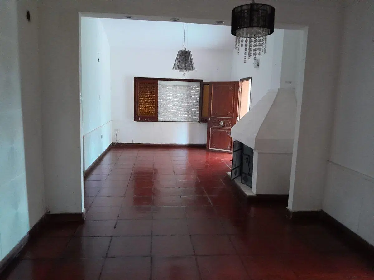 CASA 3 DORM + DEPTO 2 DORM VENTA  SAN LORENZO 4