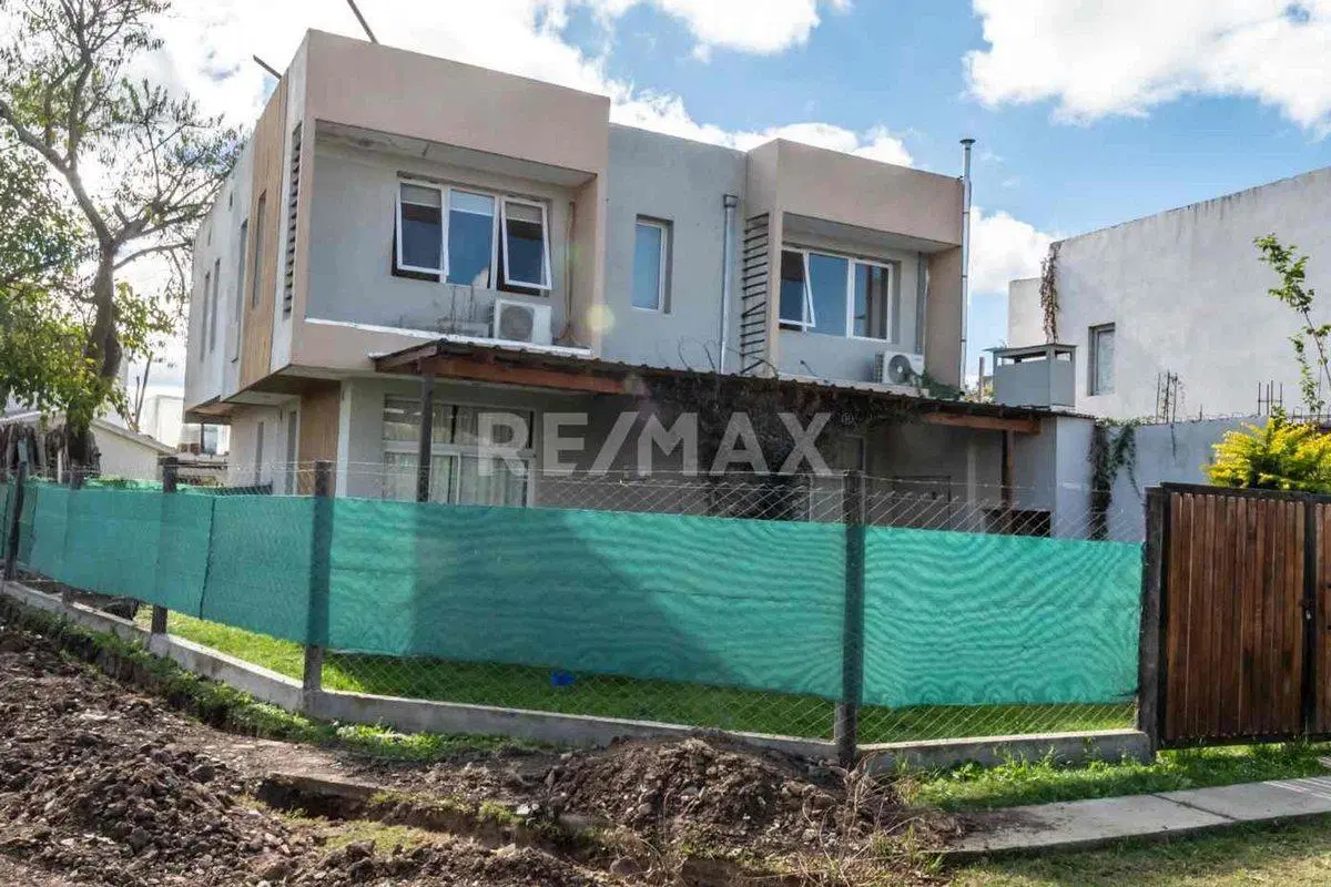 CASA DUPLEX VENTA SEPTIEMBRE SAN LORENZO CHICO 5
