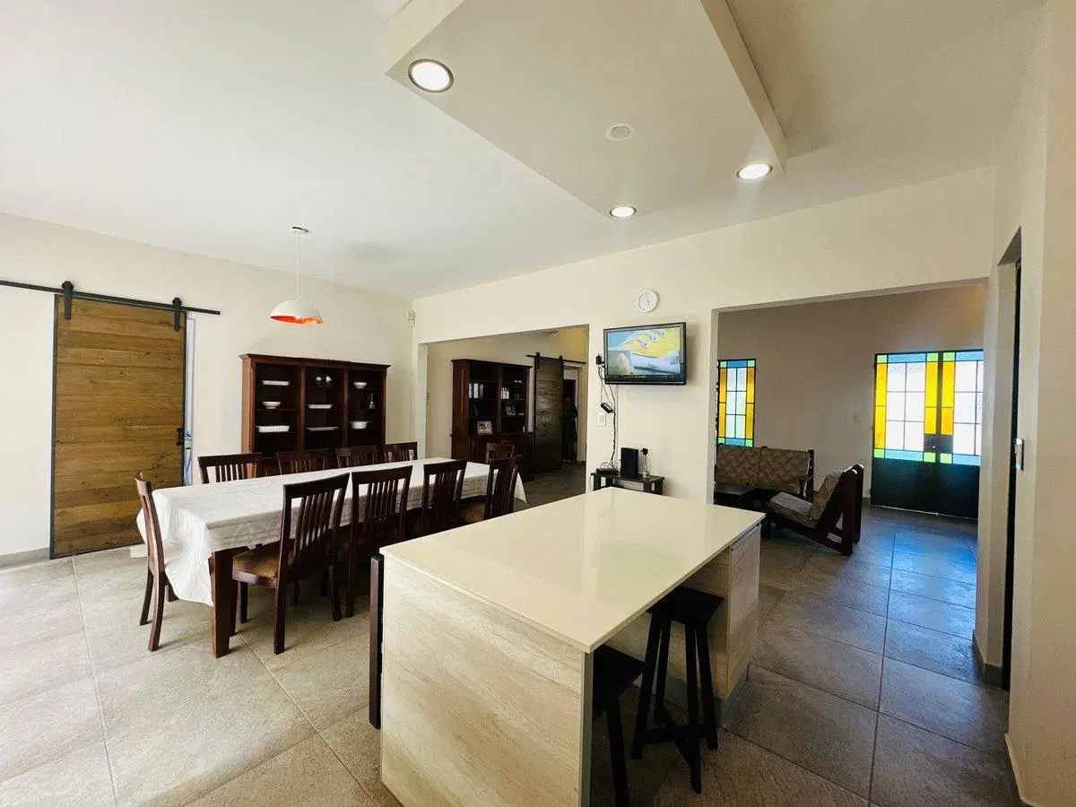 CASA VENTA SAN LORENZO 3 DORMITORIOS 2