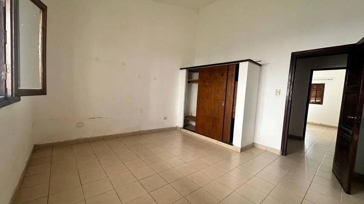 CASA VENTA TRES CERRITOS 2 DORM ZONA SPORTING 3