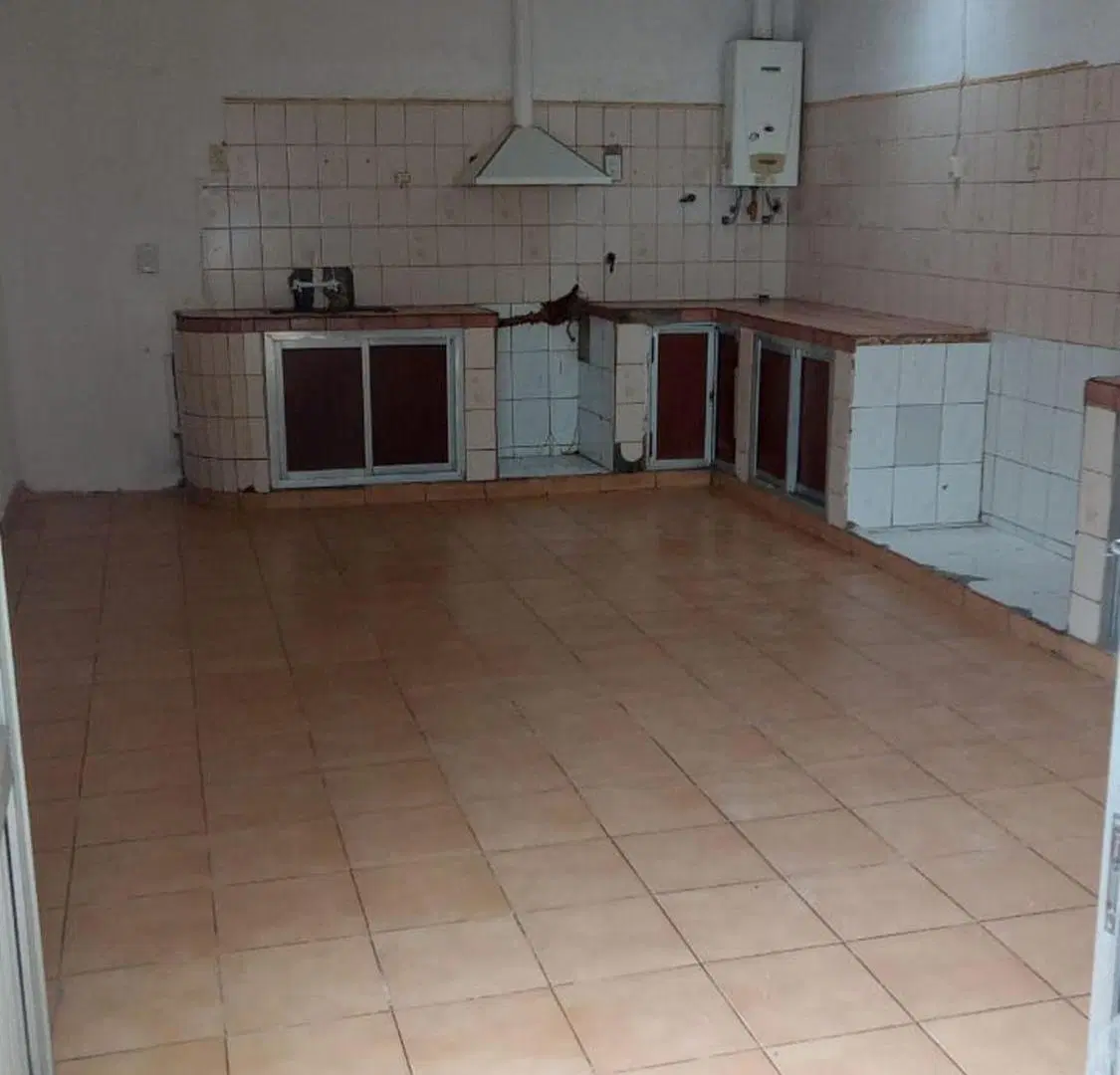 CASA VENTA ZONA SUR 3 DORMITORIOS 5