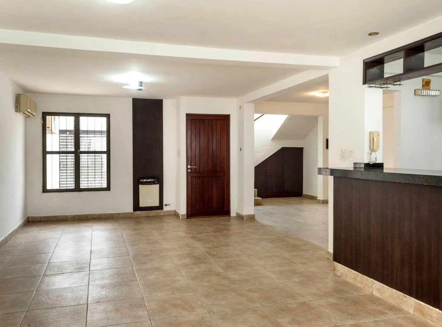CASA VENTA/PERMUTA ZONA SUR B° LOS CASTAÑOS 4 DORM 3