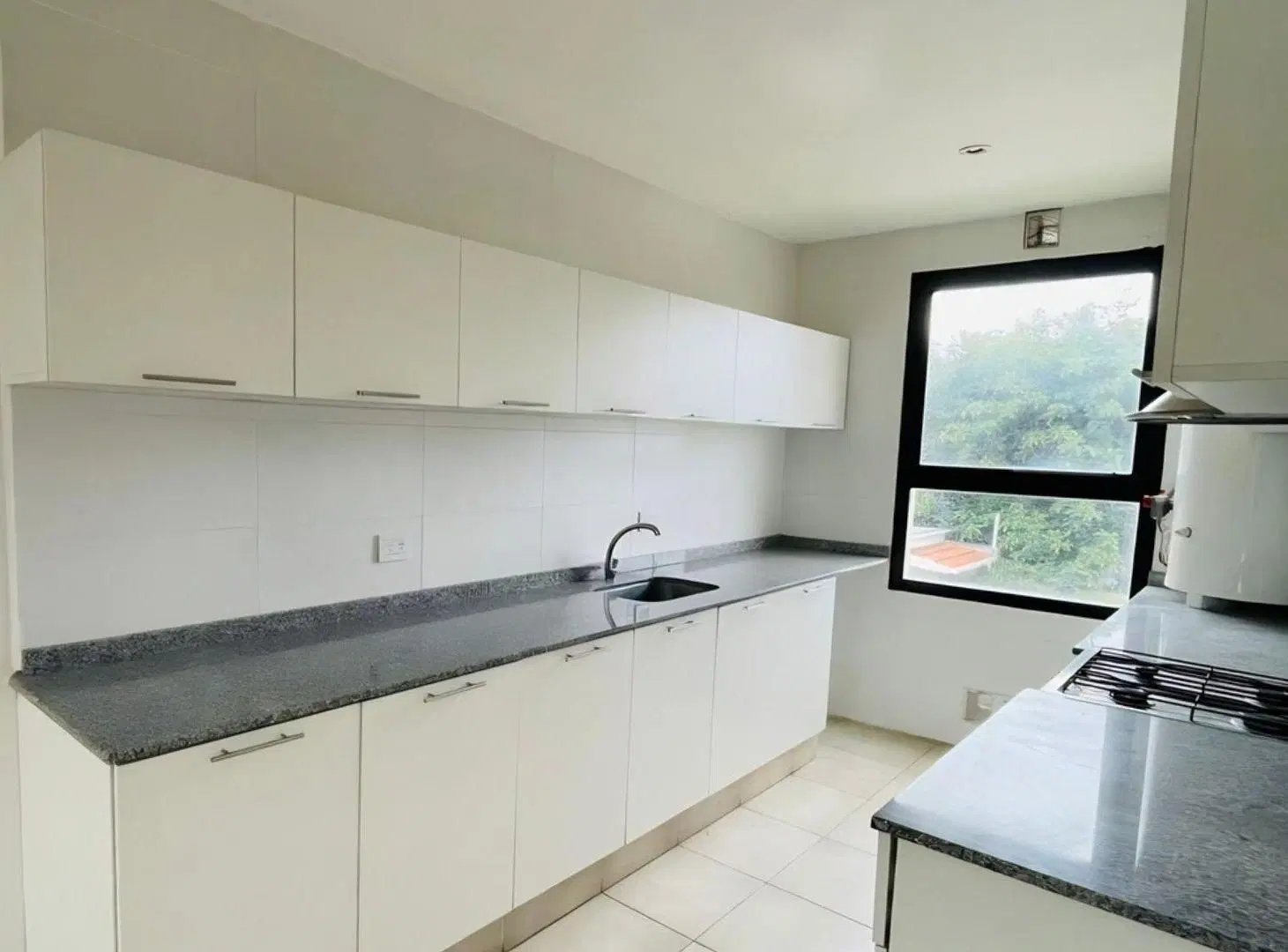 DEPARTAMENTO A ESTRENAR EN ALQUILER TRES CERRITOS 4