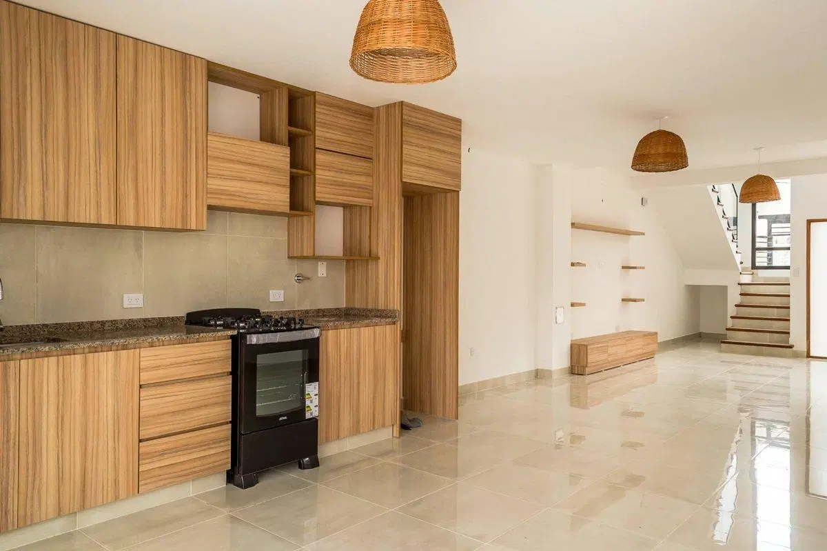 DUPLEX 4 DORMITORIOS VENTA GRAND BOURG 4