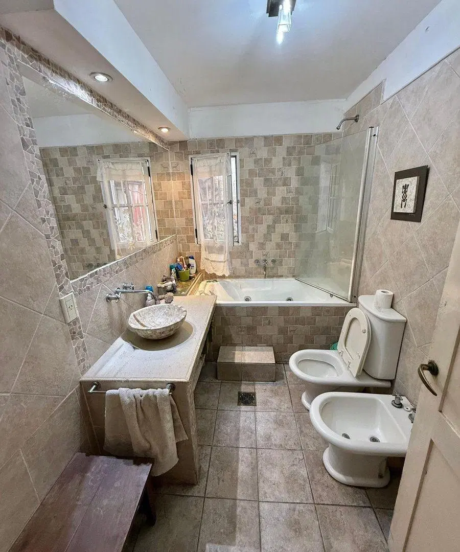 CASA 4 DORMITORIOS VENTA SALTA CENTRO 5