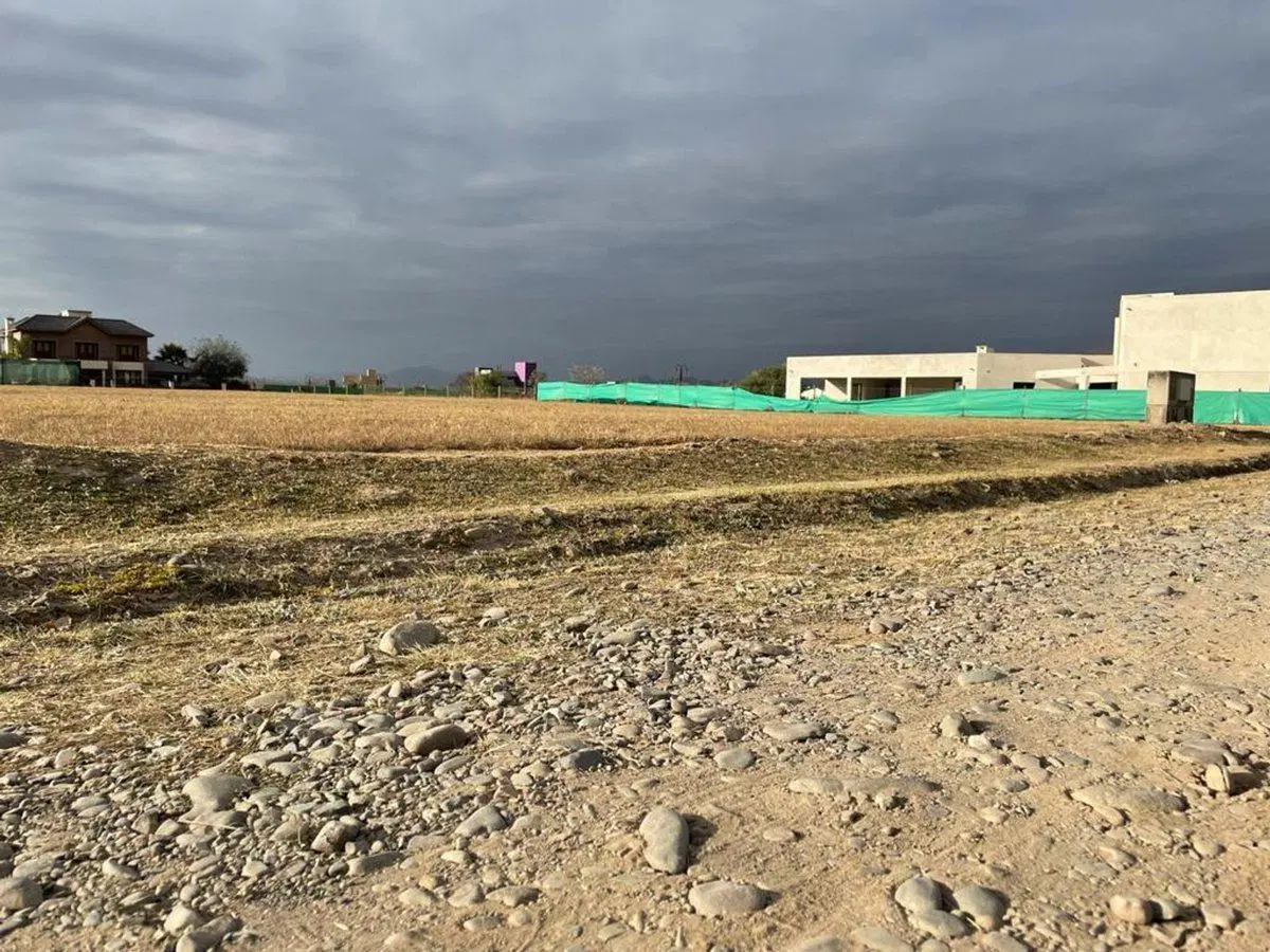 VENTA TERRENO CLUB DE CAMPO EL AYBAL  1RA CUADRA 5