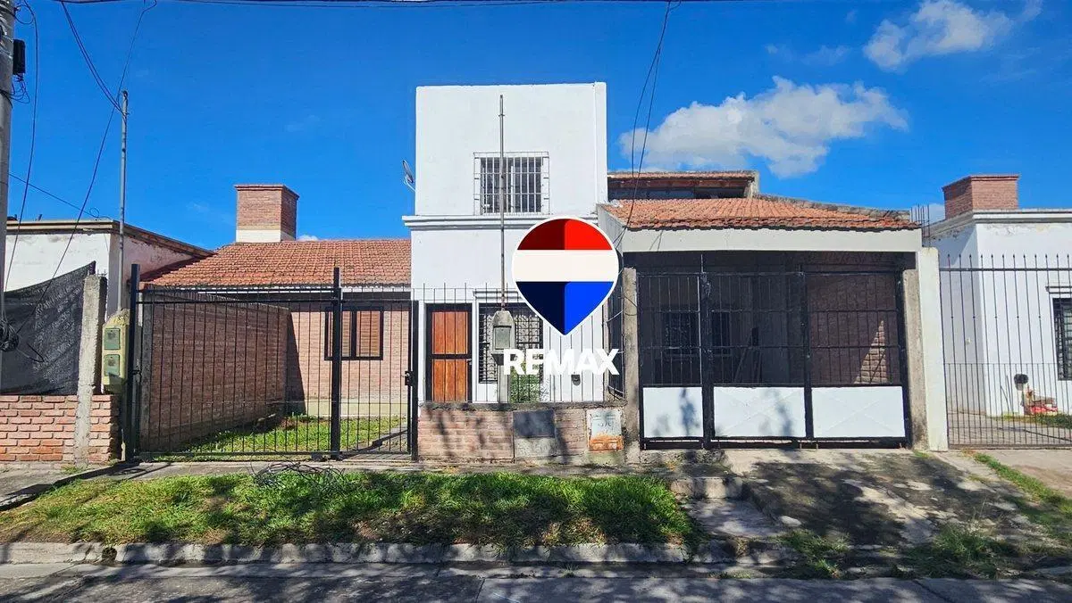 CASA + DUPLEX EN VENTA B° LOS CEIBOS ZONA SUR 2