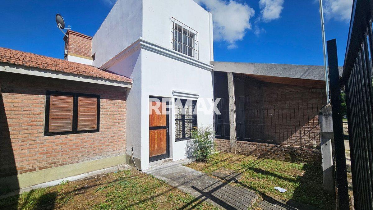 CASA + DUPLEX EN VENTA B° LOS CEIBOS ZONA SUR