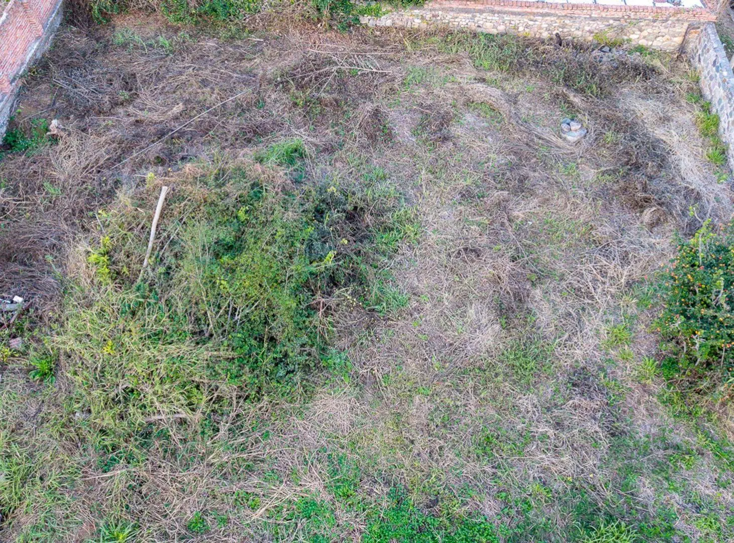 TERRENO ESQUINA EN VENTA BARRIO LA LOMA 4