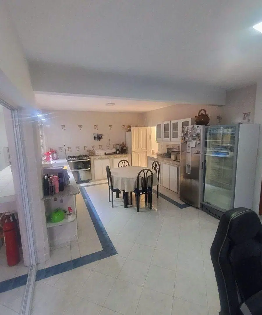 CASA EN VENTA EN MACROCENTRO ZONA PLAZA ALVARADO 5