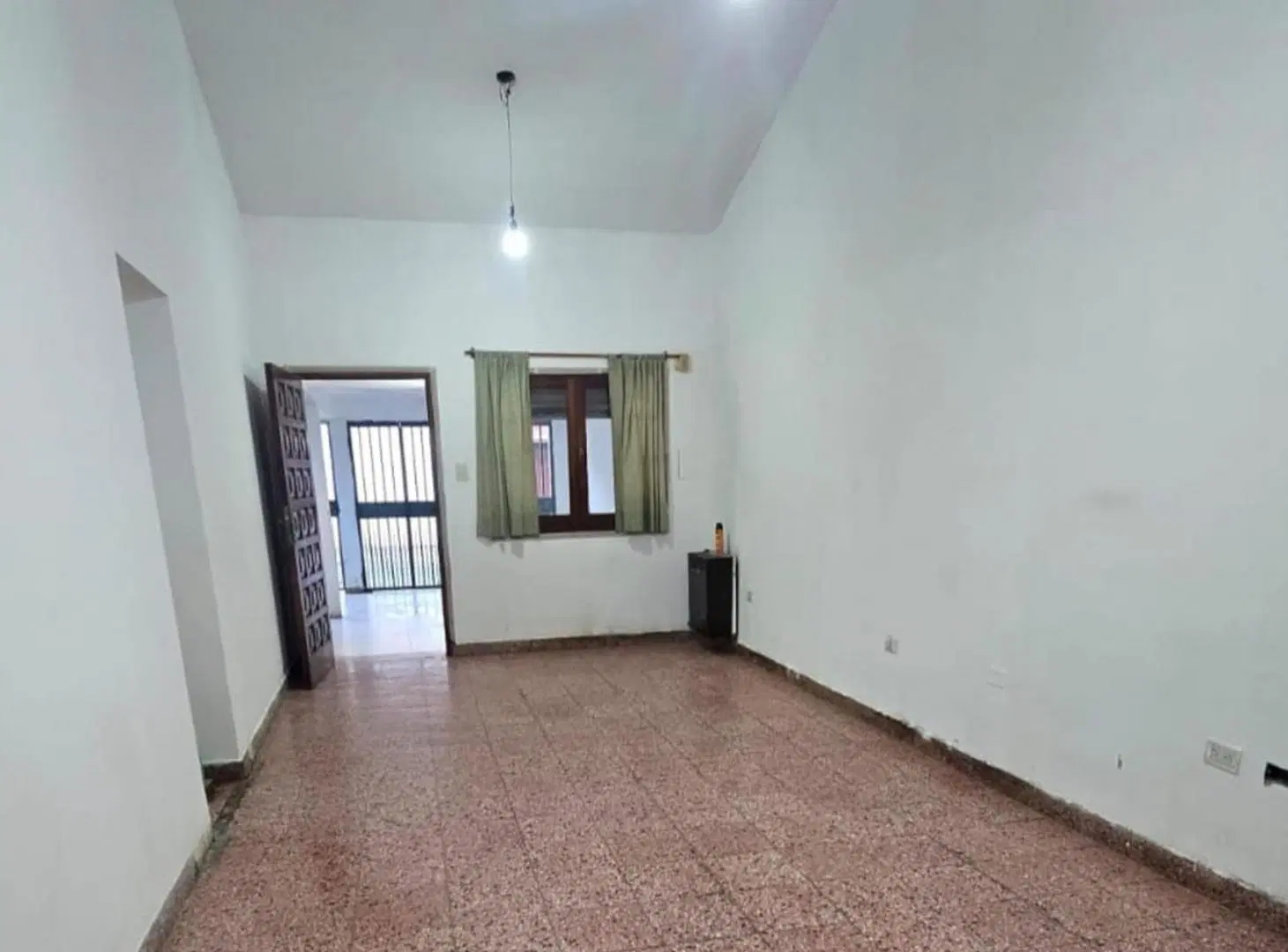 CASA VENTA MACROCENTRO 4 DORMITORIOS 4