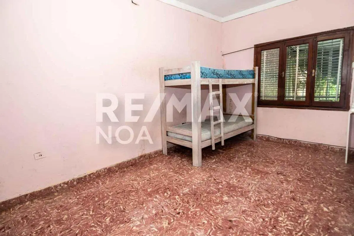 CASA 4 DORMITORIOS VENTA CON COCHERA MACROCENTRO 5