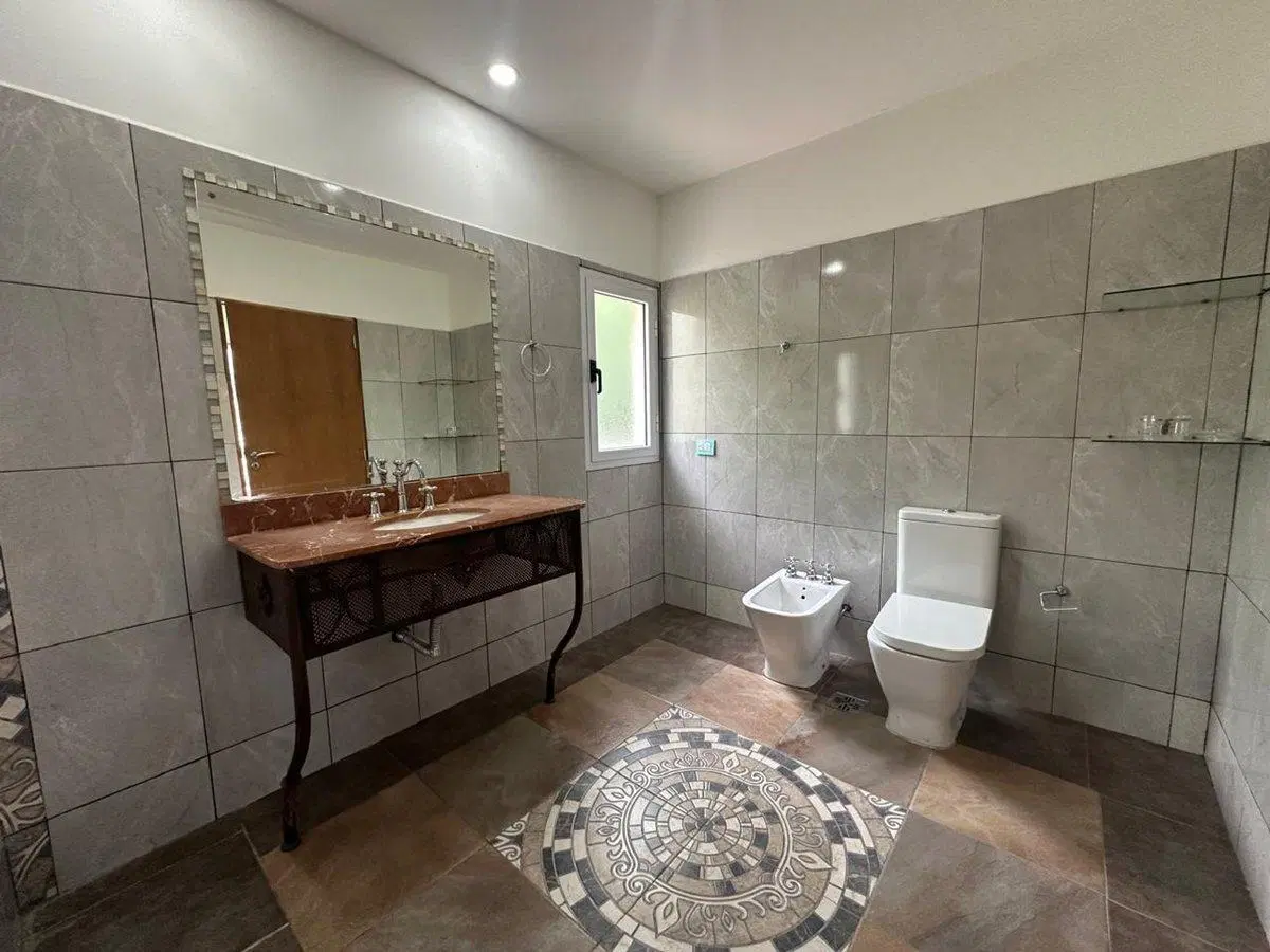 CASA EN VENTA LOS PINOS 2 DORM APTA CREDITO 5