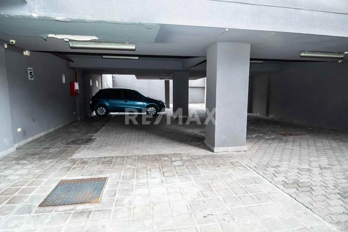 DEPARTAMENTO PISO  2 DORMITORIOS VENTA MACROCENTRO 3
