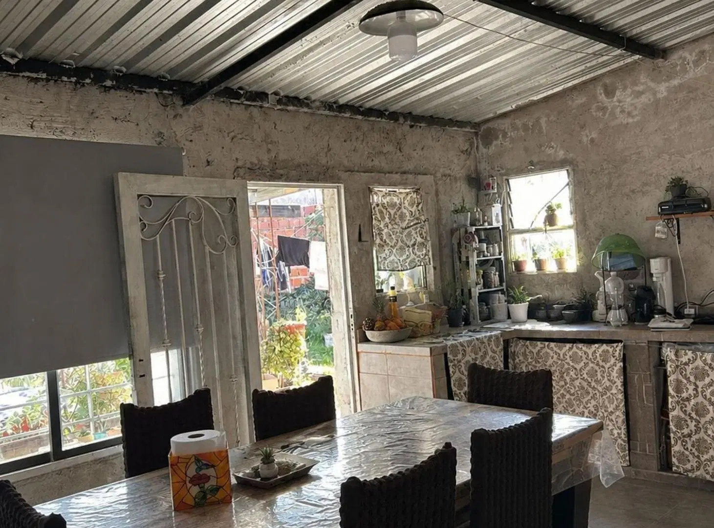 CASA VENTA BARRIO EL HUAICO ZONA NORTE 4 DORM 5