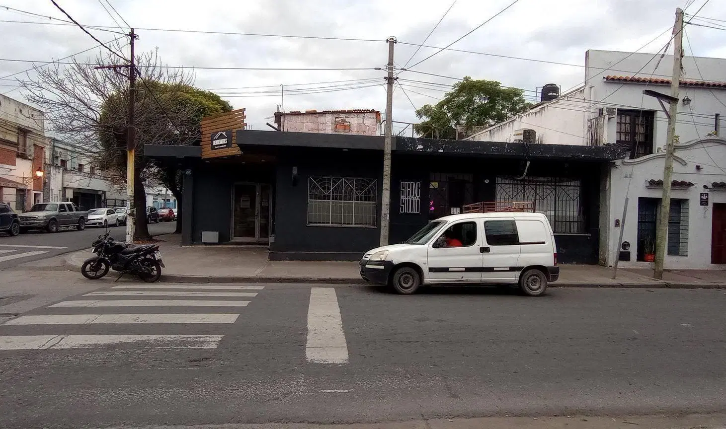 LOCALES COMERCIALES EN VENTA EN MACROCENTRO 3