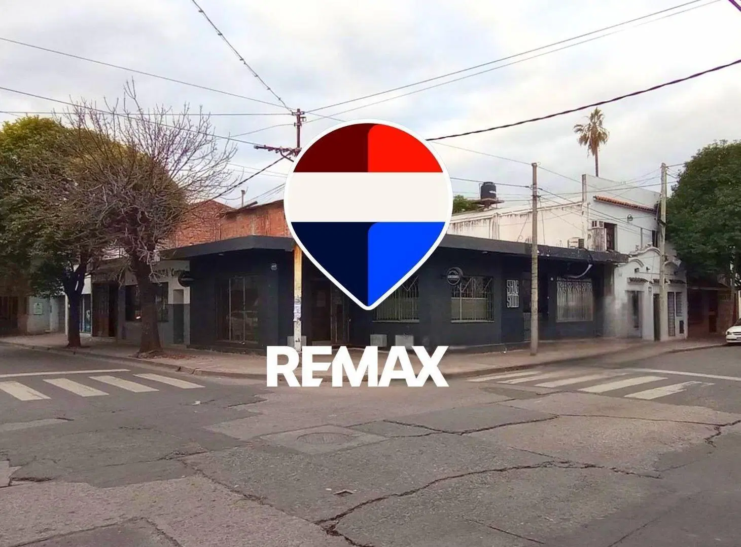LOCALES COMERCIALES EN VENTA EN MACROCENTRO 5