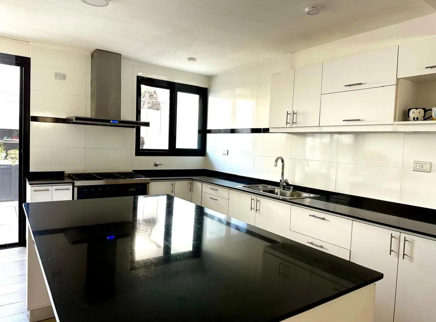 CASA DUPLEX A LA VENTA HUAICO APTA CREDITO 3 DORM 3