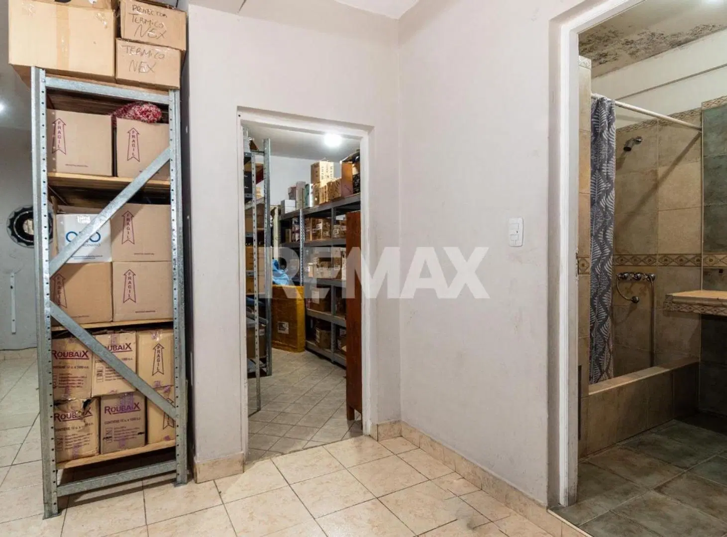 CASA VENTA MACROCENTRO 6 DORMITORIOS 3